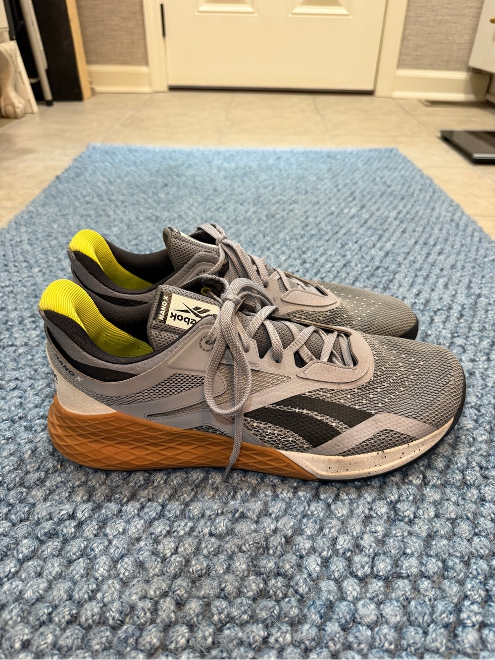 Reebok Men's Gray Athletic Running Shoes with Yellow Lining and Gum Sole